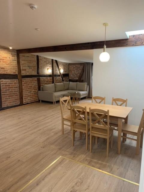Apartamenty Rynek23 بوتسك المظهر الخارجي الصورة