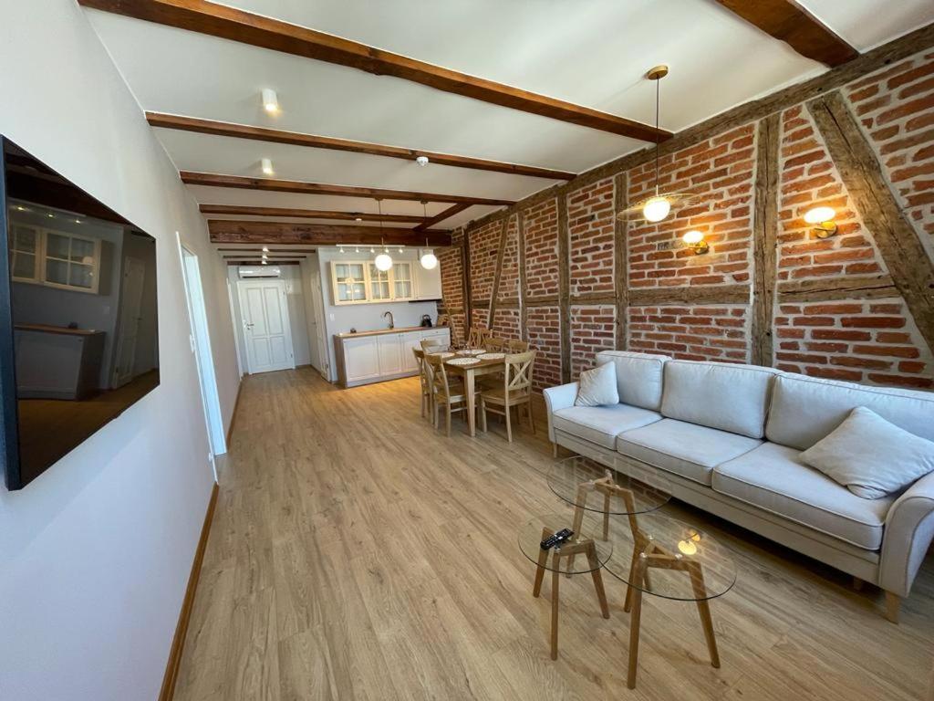 Apartamenty Rynek23 بوتسك المظهر الخارجي الصورة
